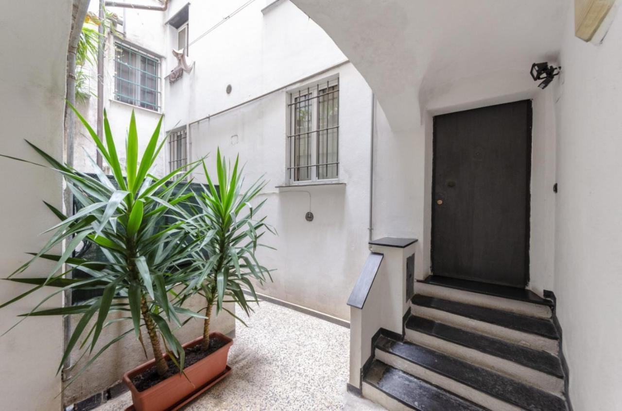 דירות ג'נובה Joivy Warm Family Flat For 9, Near Porto Antico מראה חיצוני תמונה