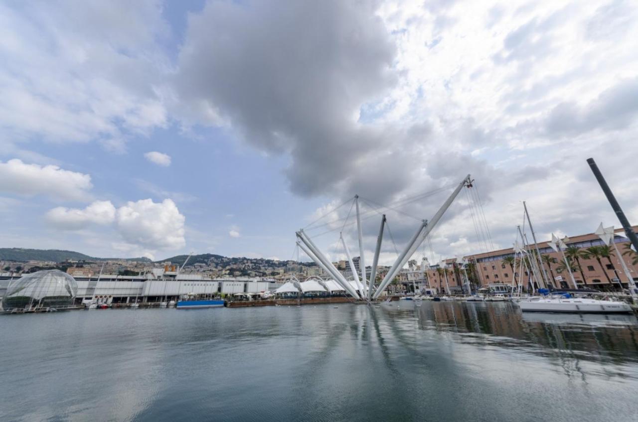 דירות ג'נובה Joivy Warm Family Flat For 9, Near Porto Antico מראה חיצוני תמונה