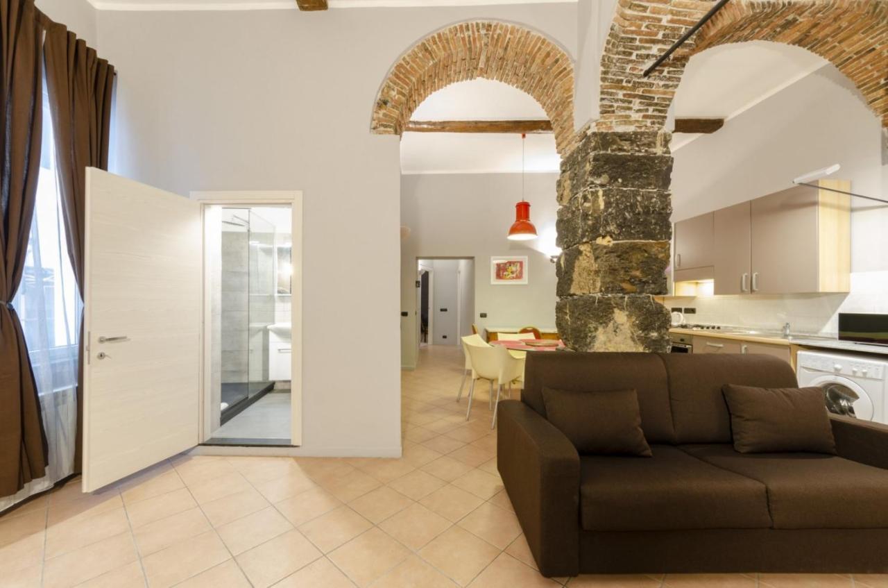 דירות ג'נובה Joivy Warm Family Flat For 9, Near Porto Antico מראה חיצוני תמונה