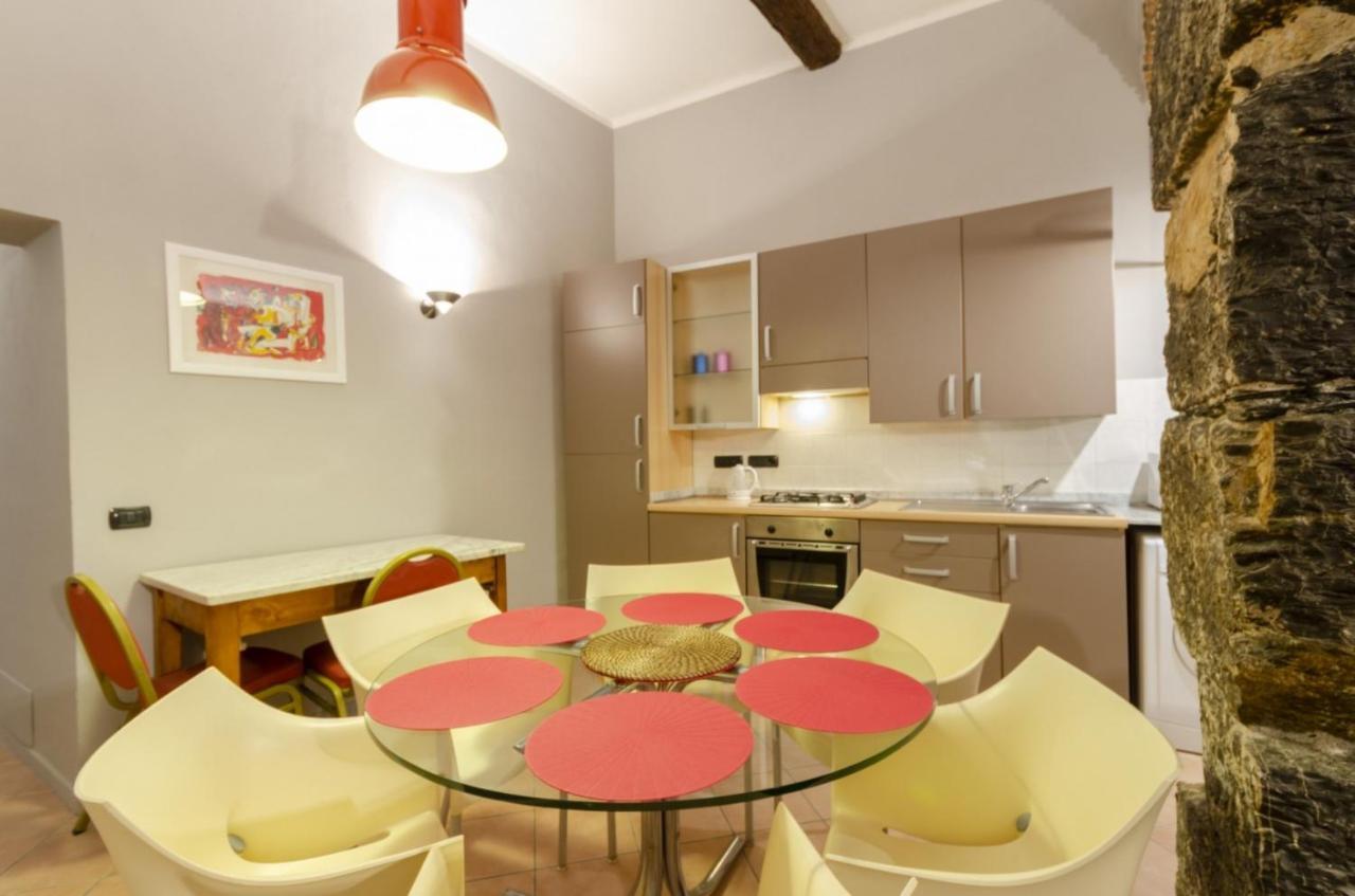 דירות ג'נובה Joivy Warm Family Flat For 9, Near Porto Antico מראה חיצוני תמונה